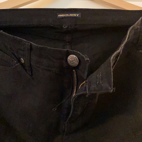 Black distressed denim jeans - Picture 3 of 6